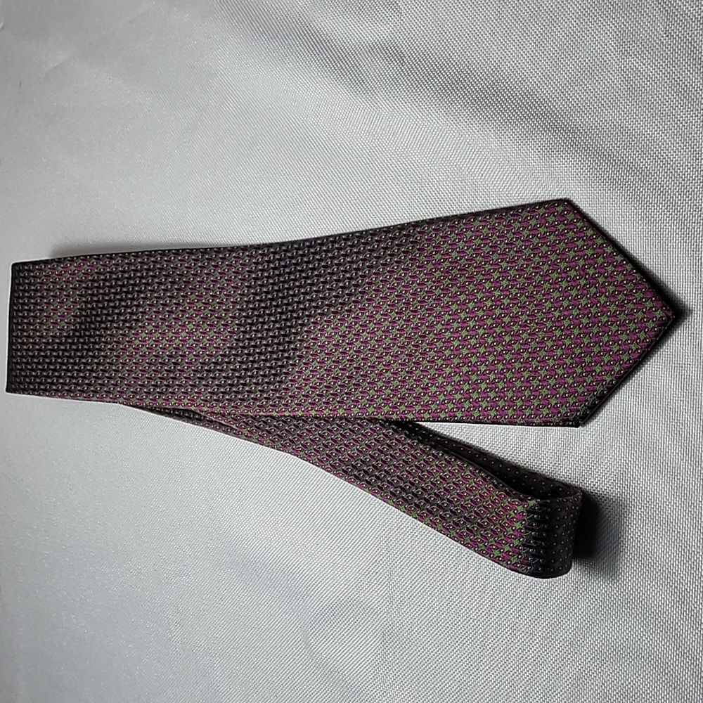 Tailorbyrd handmade in Italy purple and green silk tie NWOT